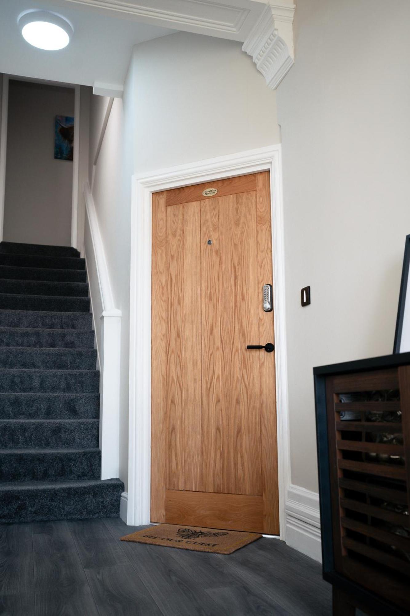 Stunning 2 Bedroom Ground Floor Sea View Apartment Rhos-on-Sea Exterior photo